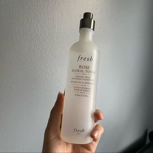 Fresh rose toner